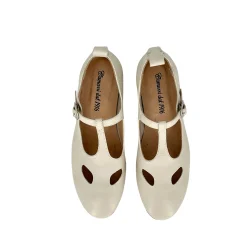 Scarpe di Maremma Scarpa Con Occhietti E Fibbia Artigianale In Pelle Tuffata Bianco Sporco*Donna Scarpe Stringate